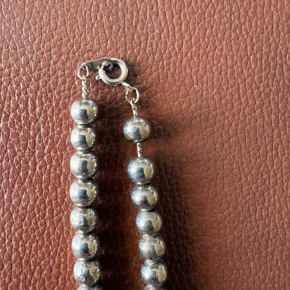 Silver Bead Necklace - Classic Silver Women's - Picture 3 of 5